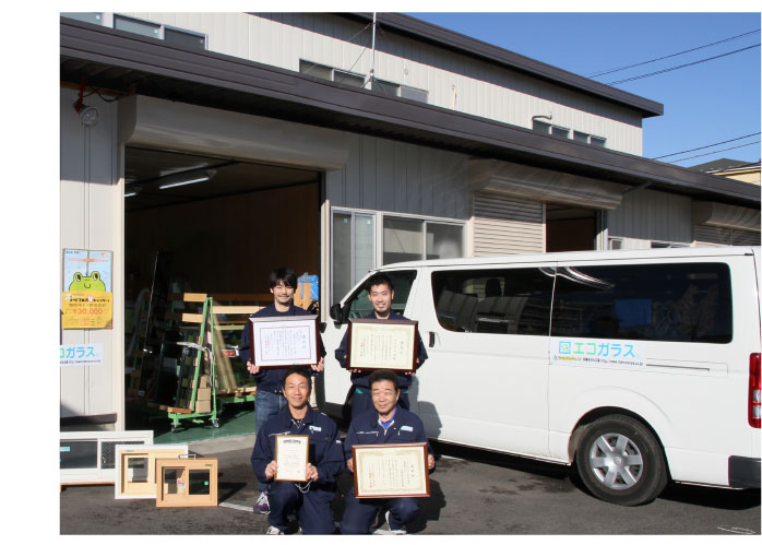 丸正屋スタッフと工場